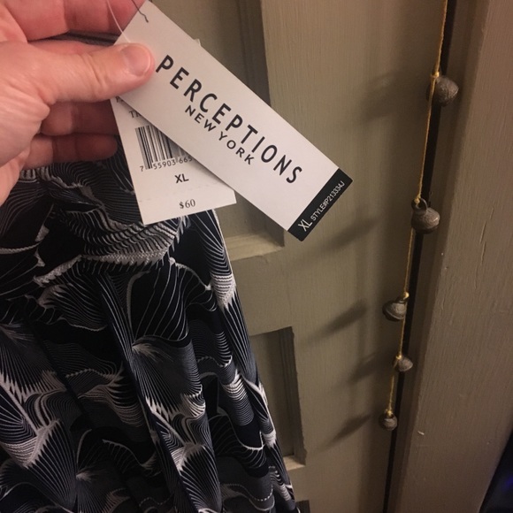 XL cowl dress navy white stretchy soft NWT - Picture 4 of 6